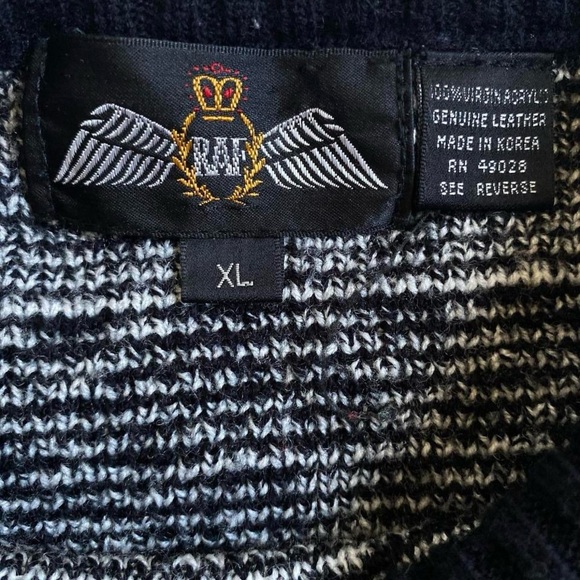 SOLD - Picture 4 of 8